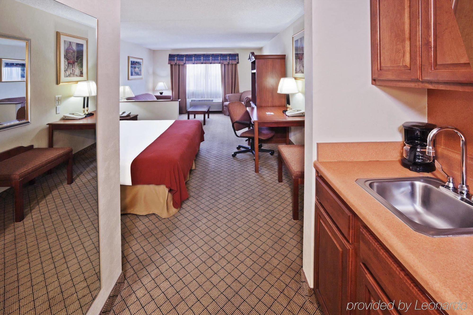 Holiday Inn Express Hotel And Suites Mesquite By Ihg Rum bild