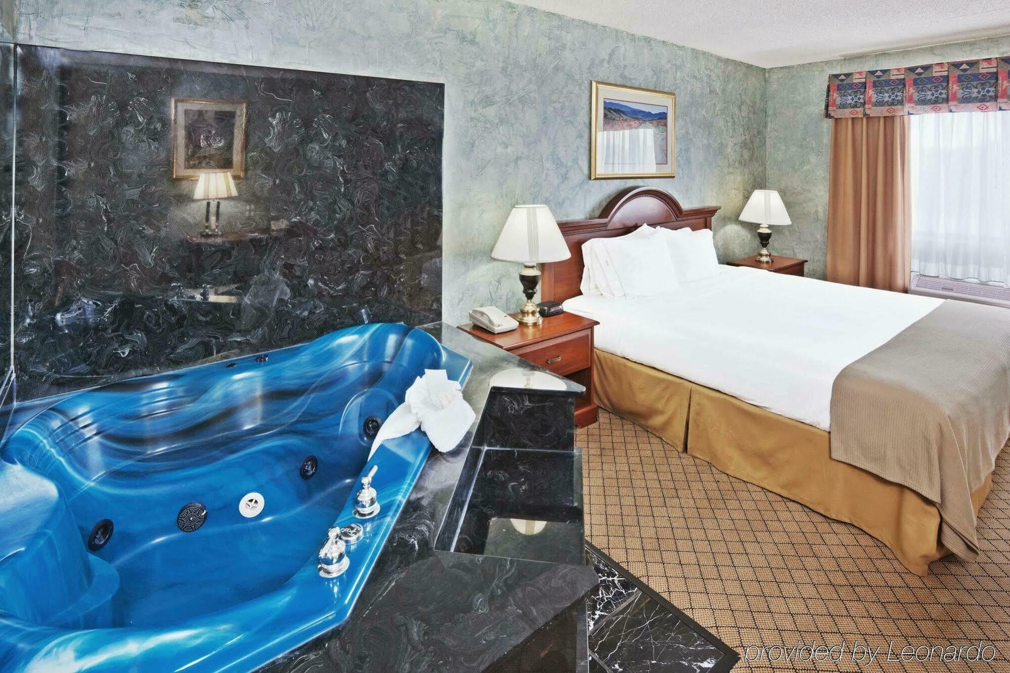 Holiday Inn Express Hotel And Suites Mesquite By Ihg Exteriör bild